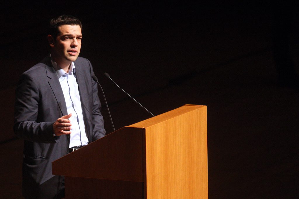 Ο Τσίπρας μιλάει στο LSE για την έξοδο από την κρίση