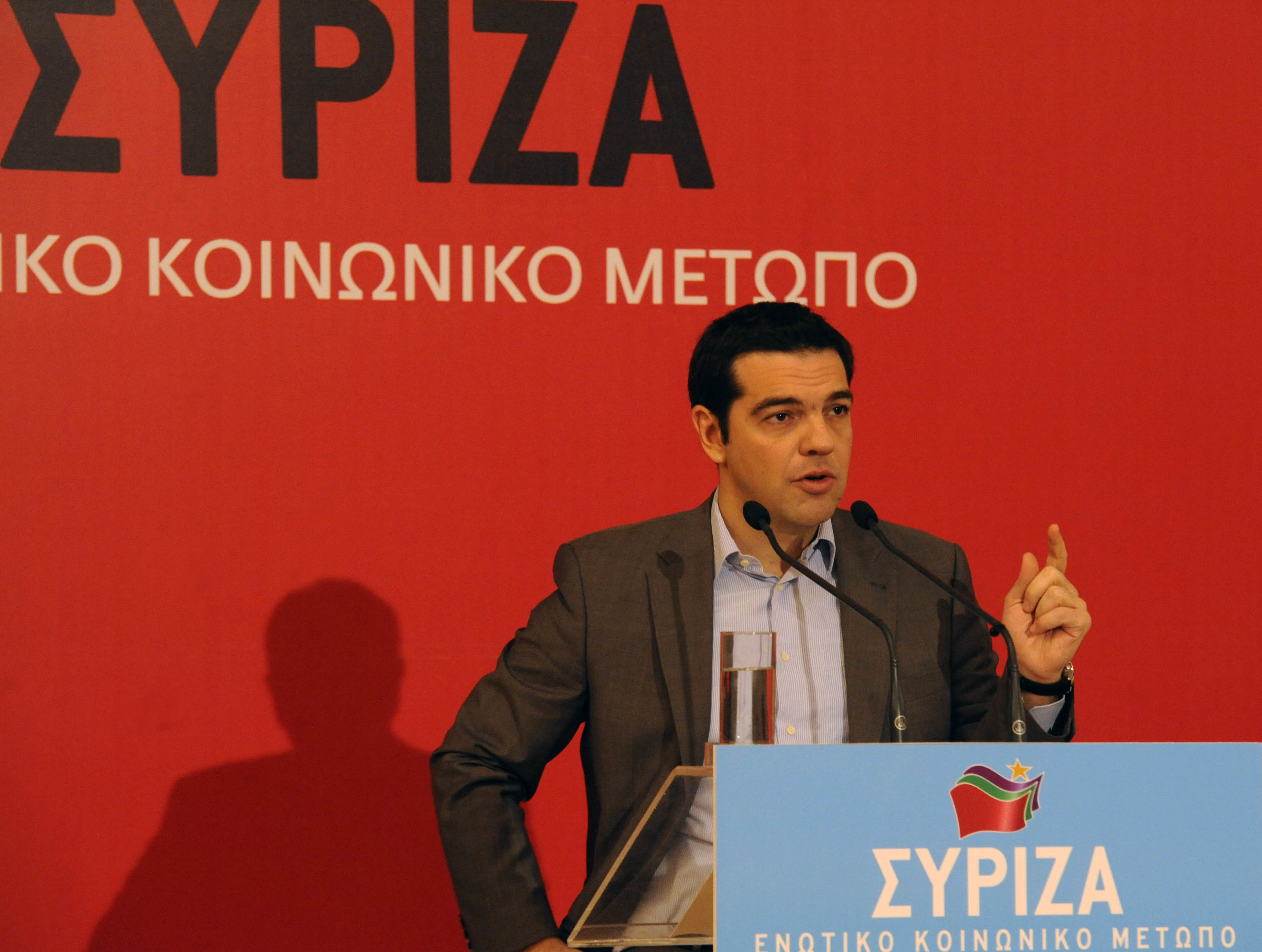 “Λίγο πριν τις γιορτές, η κυβέρνηση Σαμαρά αντί δώρων μοιράζει απολύσεις στο δημόσιο”, δηλώνει ο ΣΥΡΙΖΑ