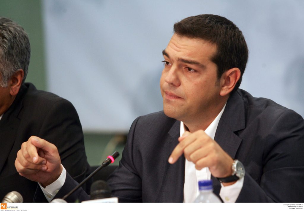 Τσίπρας: ”Να φύγει η επικίνδυνη κυβέρνηση”