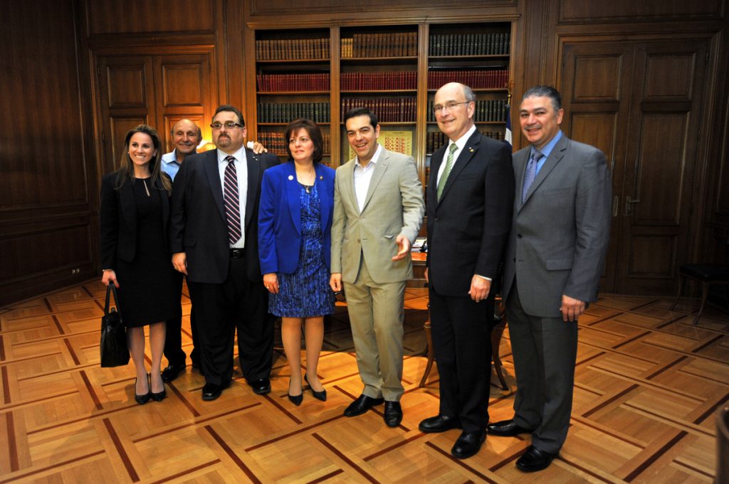 Στήριξη από την ομογένεια ζήτησε ο Τσίπρας από τους ΑΧΕΠΑ