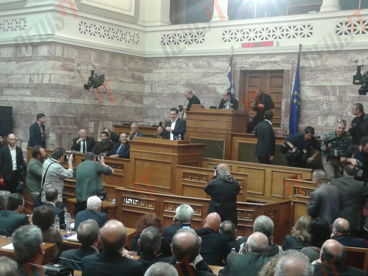 Τσίπρας: Εγγυώμαστε τις καταθέσεις στις τράπεζες