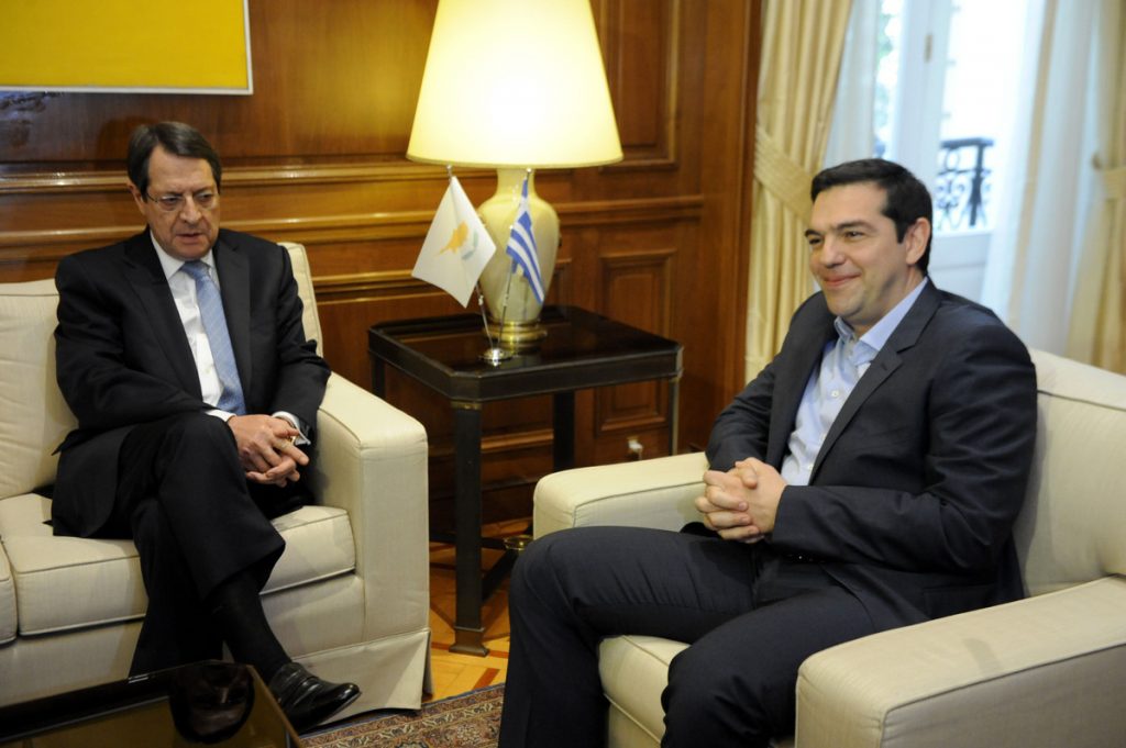 Τσίπρας σε Αναστασιάδη: Έχουμε ρευστό για έναν μήνα – Την Τετάρτη νέο EWG