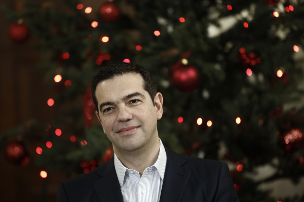 Το πρωτοχρονιάτικο μήνυμα του Αλέξη Τσίπρα: Χρονιά για το μεγάλο άλμα το 2017 [vid]