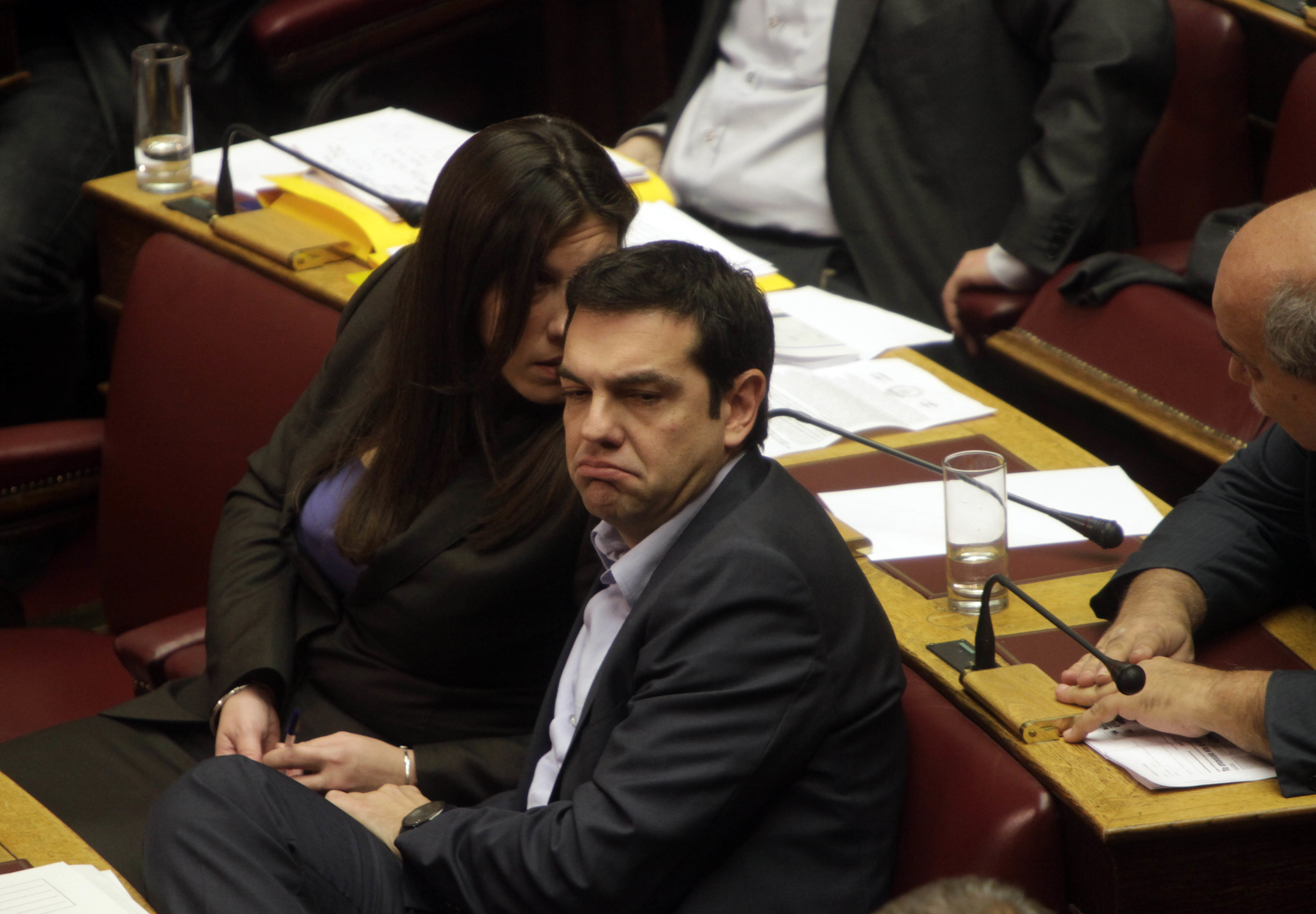 Γιατί δεν πήγαν οι βουλευτές του ΣΥΡΙΖΑ στο γάμο της Ζωής Κωνσταντοπούλου