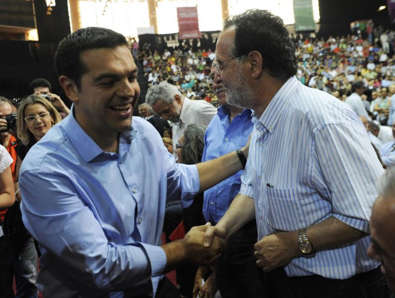 “Μπαϊράκι” από 109 μέλη της Κ.Ε. του ΣΥΡΙΖΑ: Ζητούν να καταψηφιστεί η συμφωνία