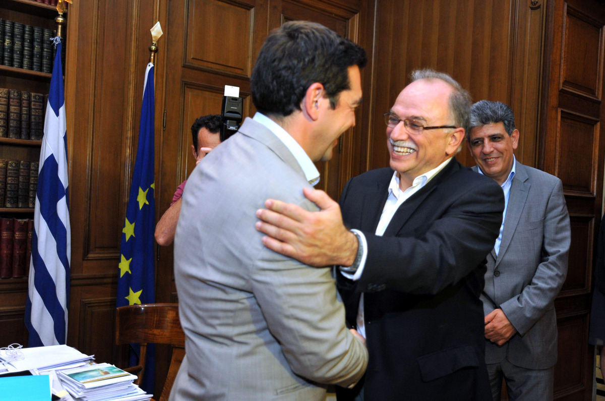 Παπαδημούλης: Τώρα, επείγει το “ΝΑΙ”