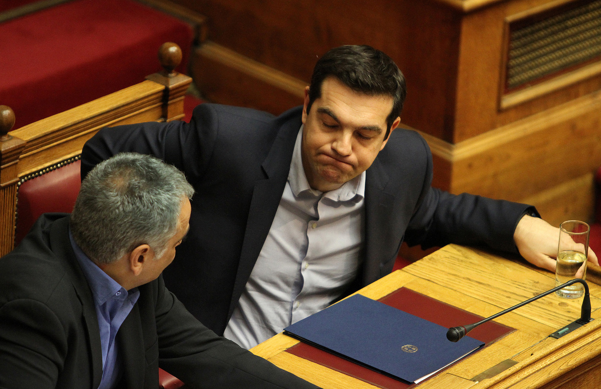 Monde: Απίστευτο! Πριν τρεις μήνες ο Τσίπρας δεν θα δεχόταν τέτοιο πρόγραμμα