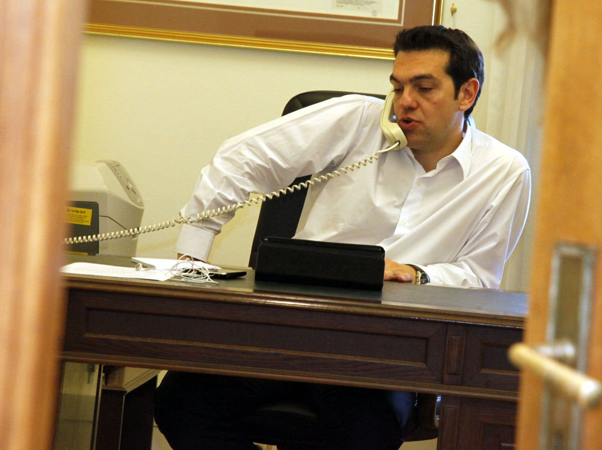 Τηλεφωνική επικοινωνία Τσίπρα – Λαγκάρντ – Ανατροπή από το ΔΝΤ αποκαλύπτουν οι FT