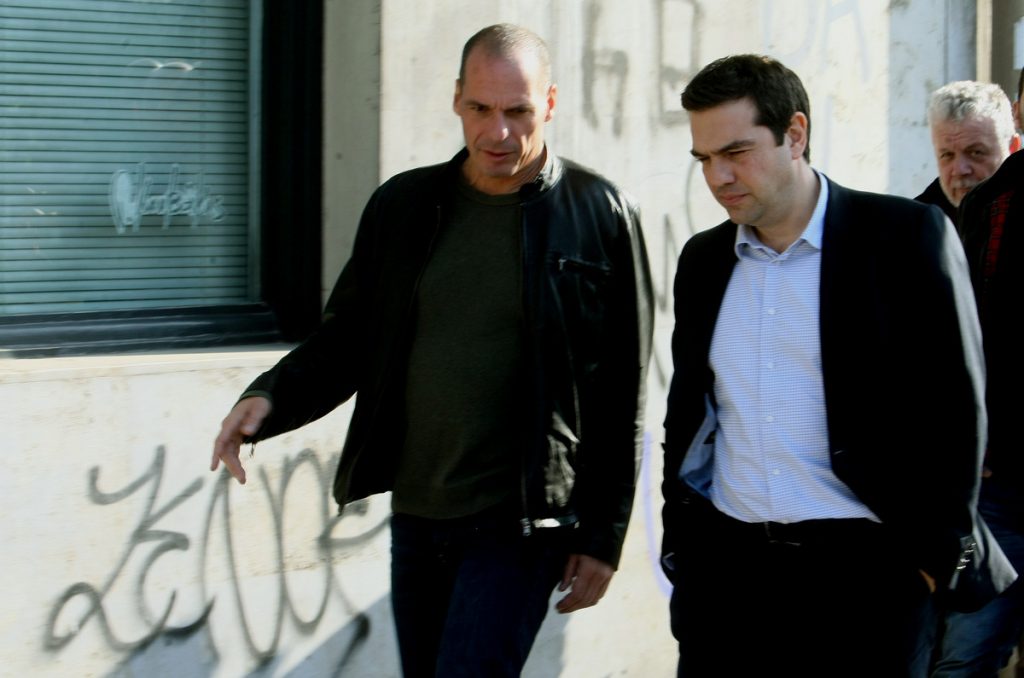 Δημοσκόπηση: Οι δημοφιλείς Τσίπρας – Βαρουφάκης και η στήριξη στις διαπραγματεύσεις