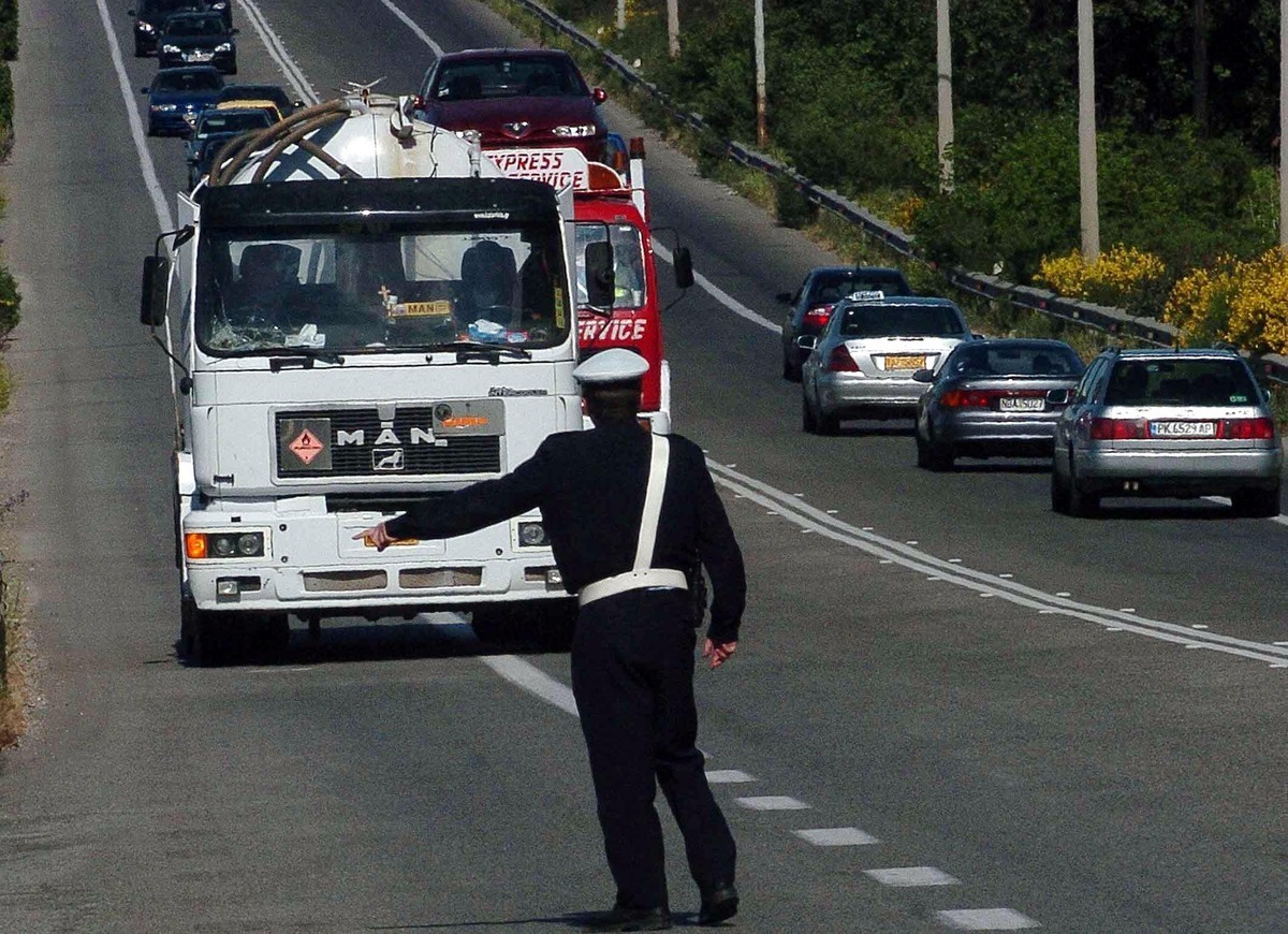 Καθαρά Δευτέρα: Μέτρα της τροχαίας ενόψει του τριημέρου