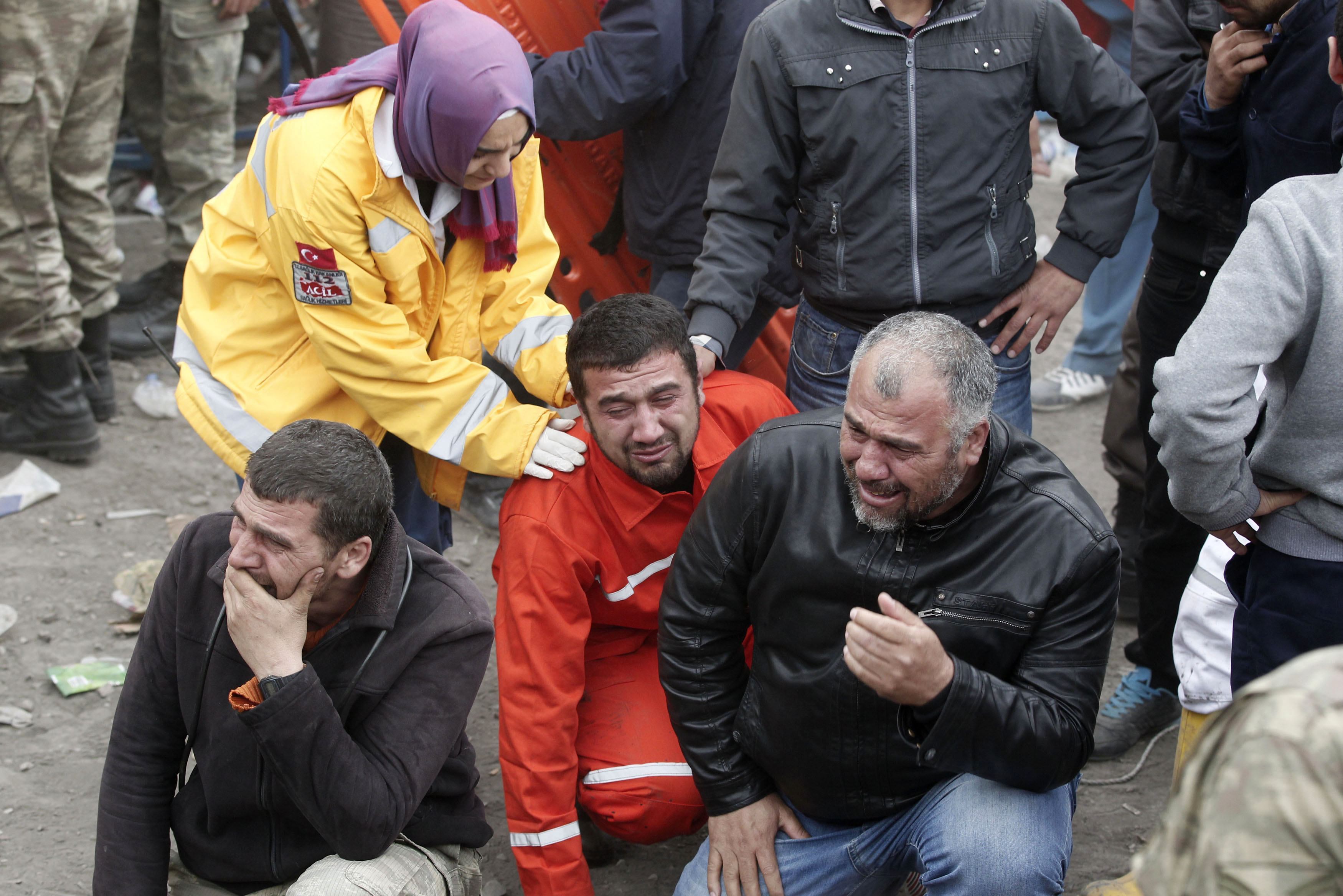 Video ντοκουμέντο! Μέσα στο ορυχείο – τάφο της Τουρκίας – Εκατοντάδες εργάτες θάφτηκαν ζωντανοί – Σβήνουν οι ελπίδες να επιζήσουν!