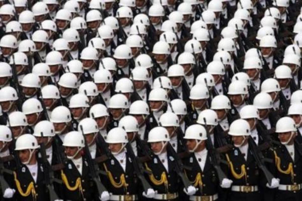 Τουρκία: Aποστρατεύθηκαν όλοι οι αξιωματικοί που εμπλέκονται στη Βαριοπούλα