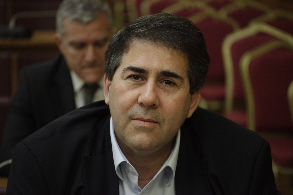Επιστολή βόμβα από 15 στελέχη της ΝΔ στον Σαμαρά – Ζητούν συνέδριο