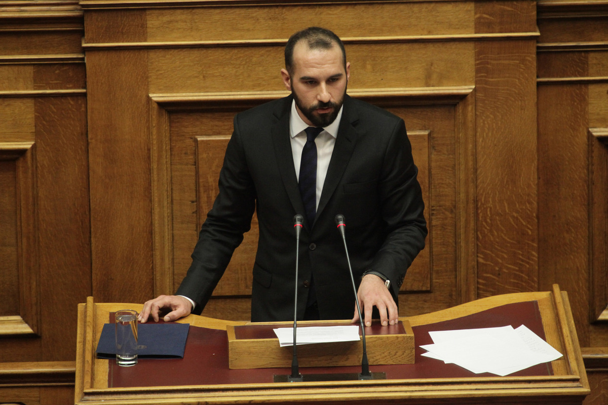 Τζανακόπουλος: Να μην κρύβεται ο Μητσοτάκης πίσω από το γραφείο Τύπου του