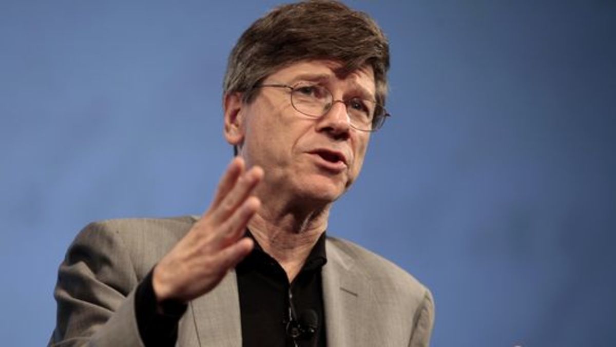 Αμερικανός οικονομολόγος: “Στην ουσία η Ελλάδα είναι χρεοκοπημένη και χρειάζεται μείωση χρέους”