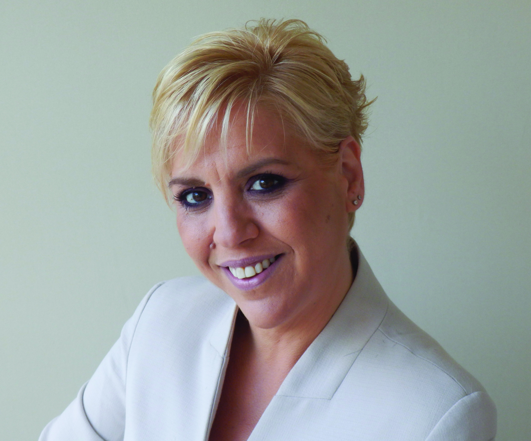 Μαρία Τζιρίτα: Η γνωστή συγγραφέας μιλάει για το νέο της βιβλίο “ Το ταξίδι της Ελπίδας”