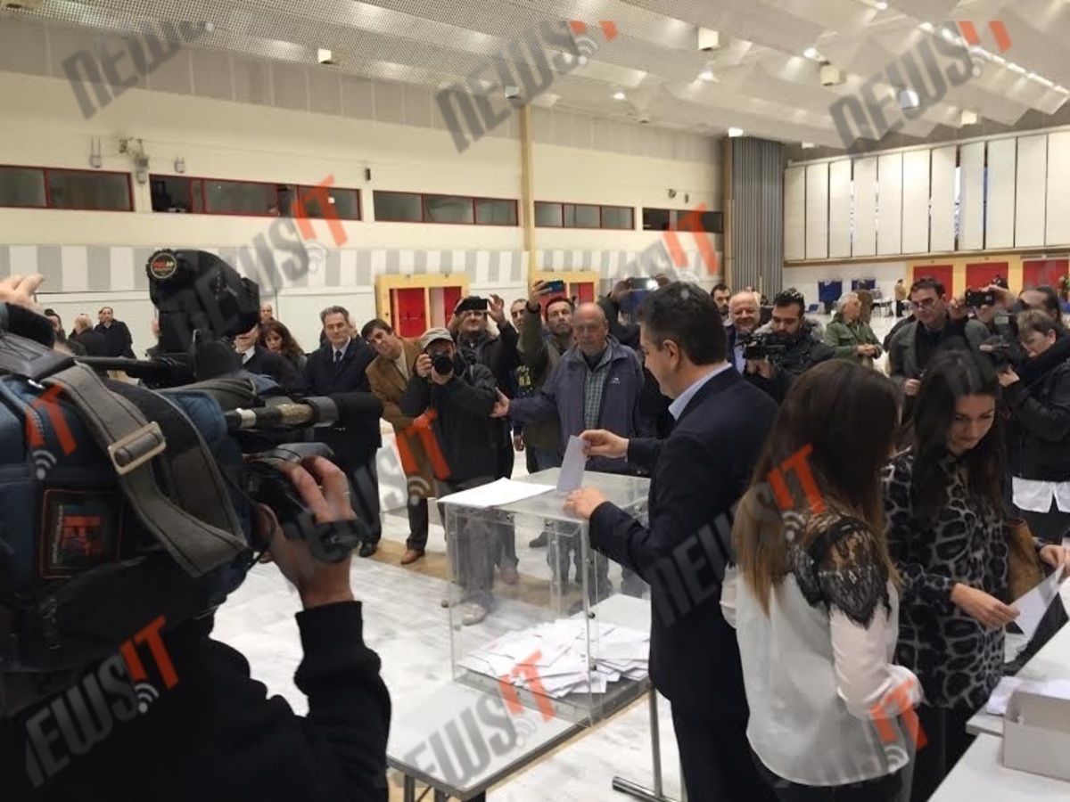 Εκλογές ΝΔ: Ψήφισε ο Τζιτζικώστας – “Να απαλλαγούμε από την επικίνδυνη κυβέρνηση ΣΥΡΙΖΑ”