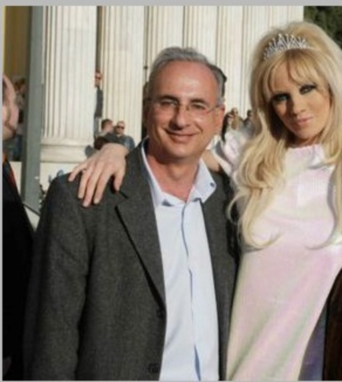 H Tζούλια πήγε να κάνει και δεύτερη μήνυση στον πατέρα της!