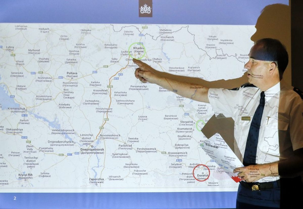 Ουκρανία: Αποχώρησαν οι εμπειρογνώμονες – Παρέλαση στη μνήμη των θυμάτων του Boeing στο Άμστερνταμ