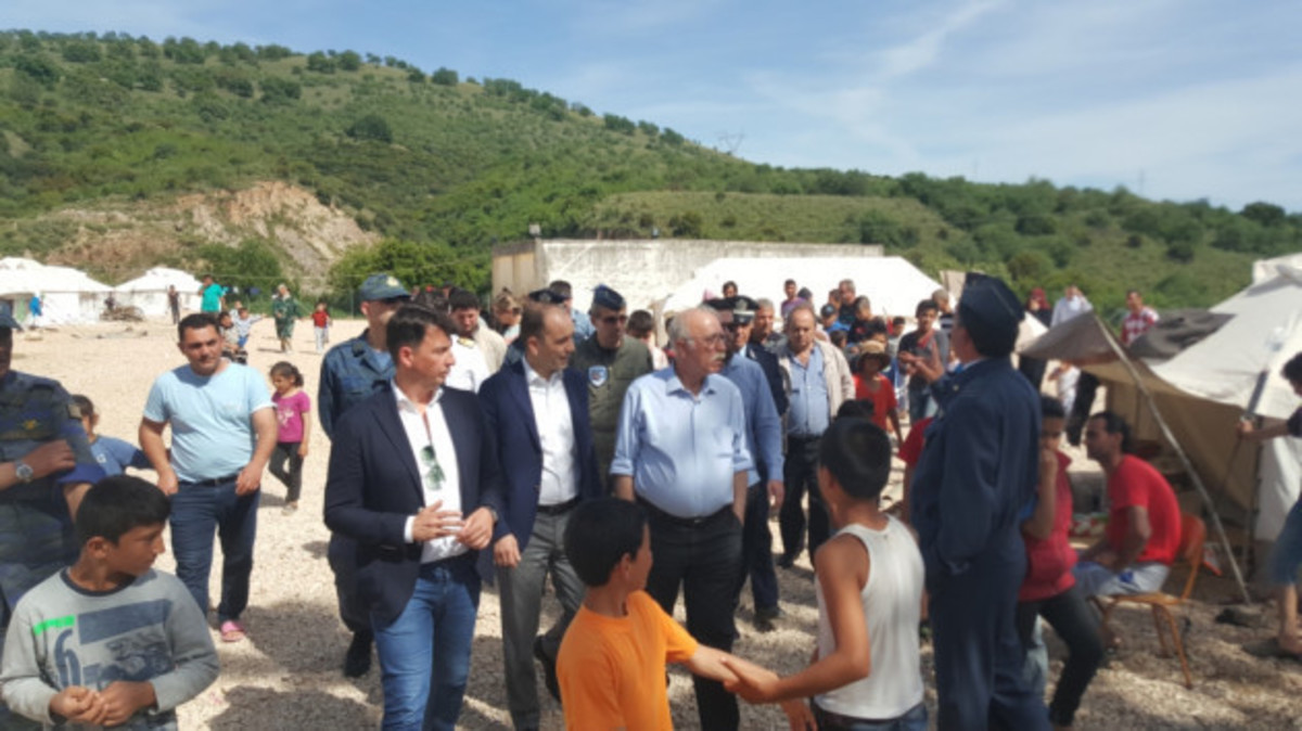 Προσφυγικό: Αιφνιδιαστικοί έλεγχοι στα κέντρα προσφύγων για το φαγητό – Τι συμβαίνει;