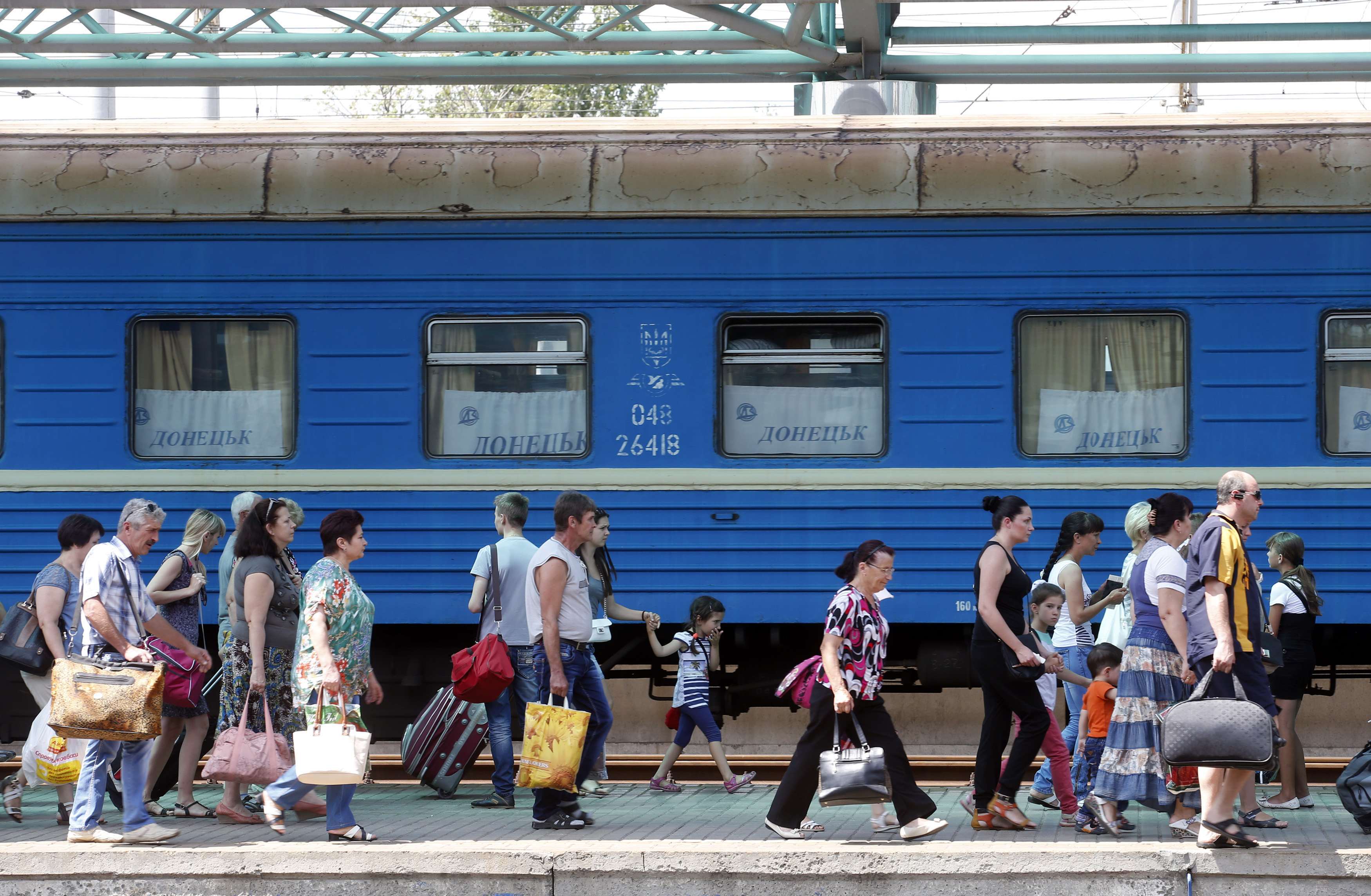 Ουκρανία: Βομβαρδισμοί, μάχες και 30 νεκροί