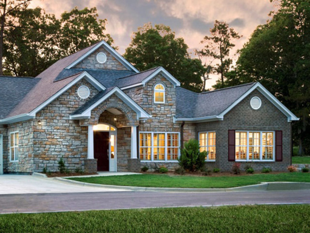 «Βουτιά» στις πωλήσεις παλαιών ακινήτων στις ΗΠΑ