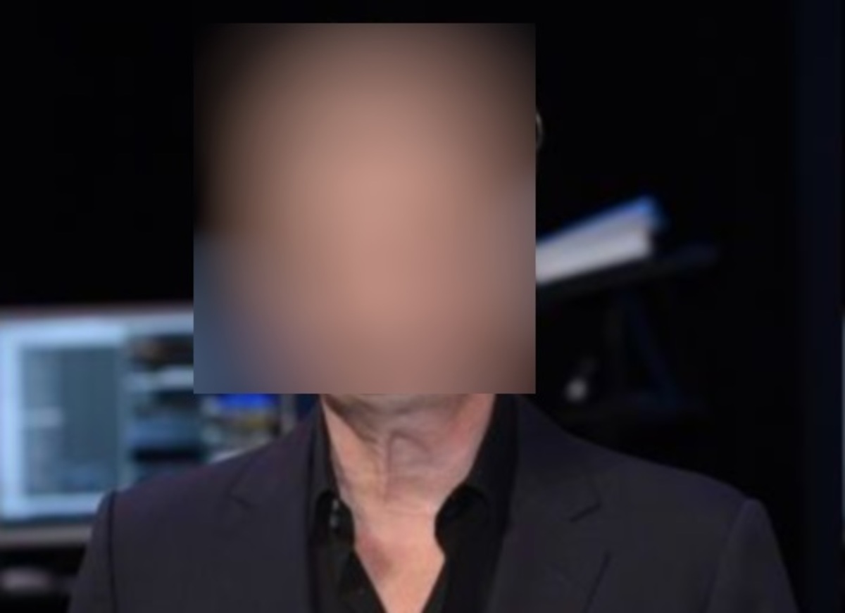 Πασίγνωστος ηθοποιός διαψεύδει ότι έχει όγκο στο λαιμό και αιμορραγεί