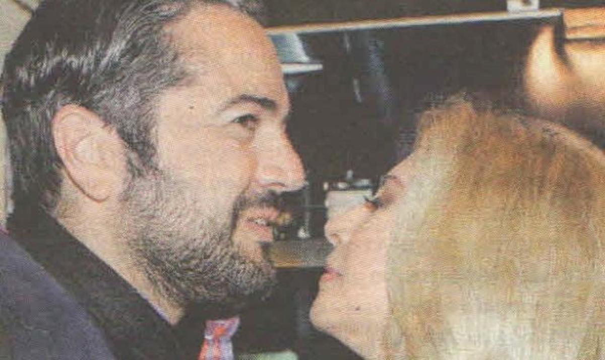 Χριστίνα Πολίτη: To “καυτό” φιλί της στον Φώτη Βαλλάτο!
