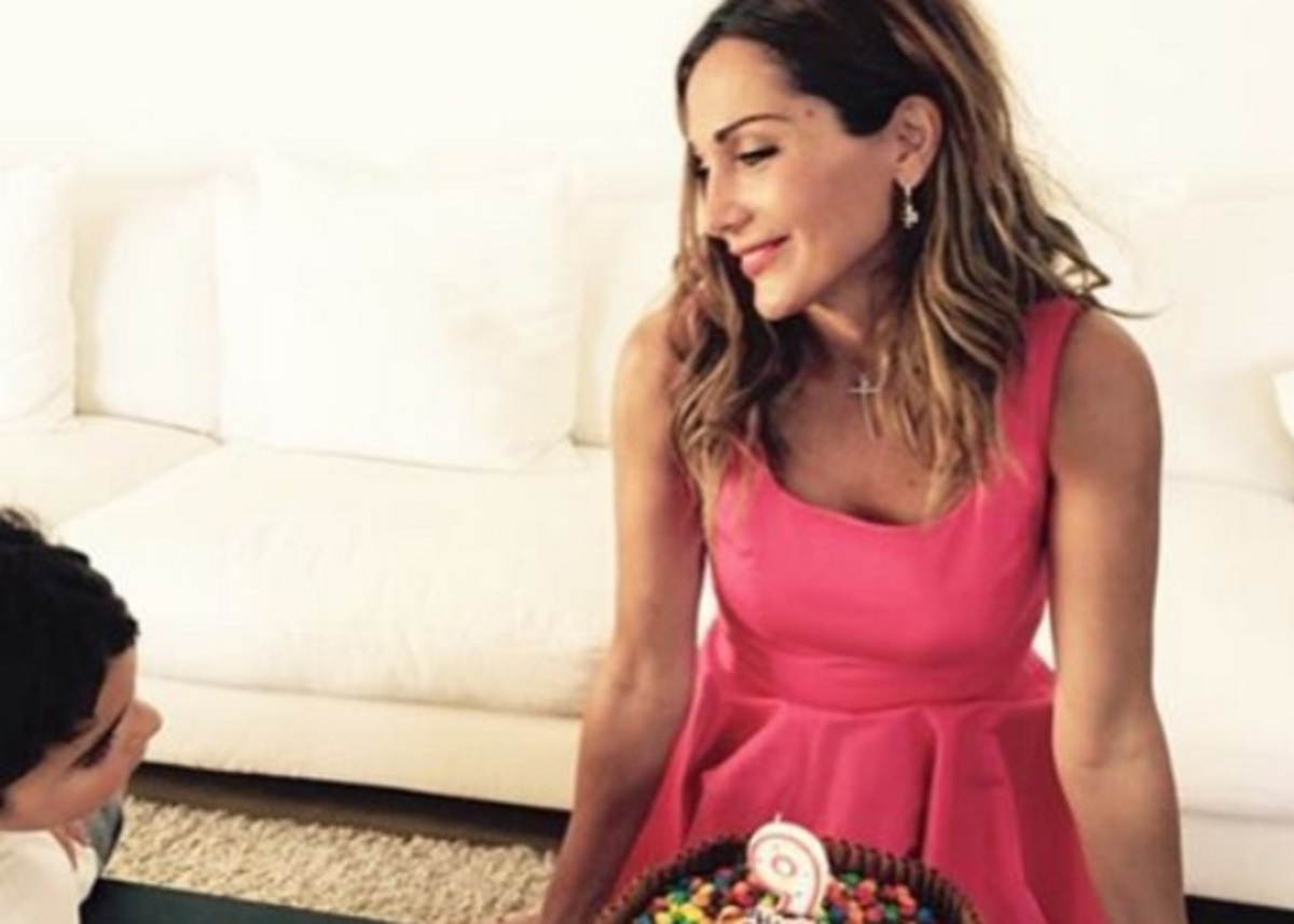 Δέσποινα Βανδή: Η εντυπωσιακή τούρτα γενεθλίων που έφτιαξε για το γιο της! Φωτογραφίες