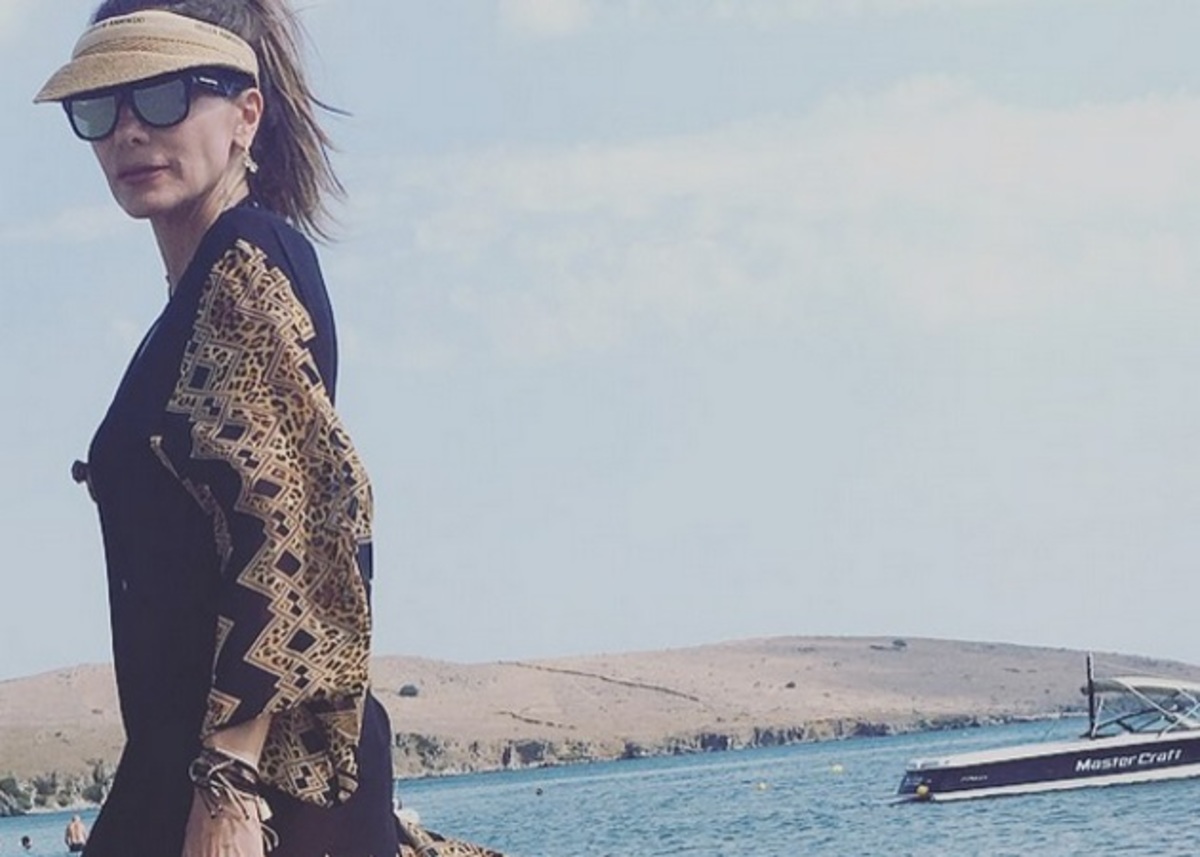 Δέσποινα Βανδή: Συνεχίζει τις διακοπές της μετά τη βάφτιση του γιου της στην Κρήτη!