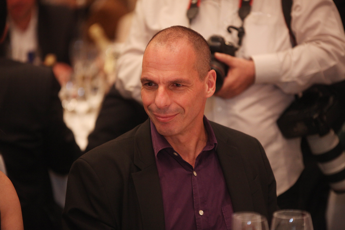 FAZ: Οι εταίροι διαπραγματεύονται κατευθείαν με τον Τσίπρα – Δυσαρέσκεια για τη στάση Βαρουφάκη