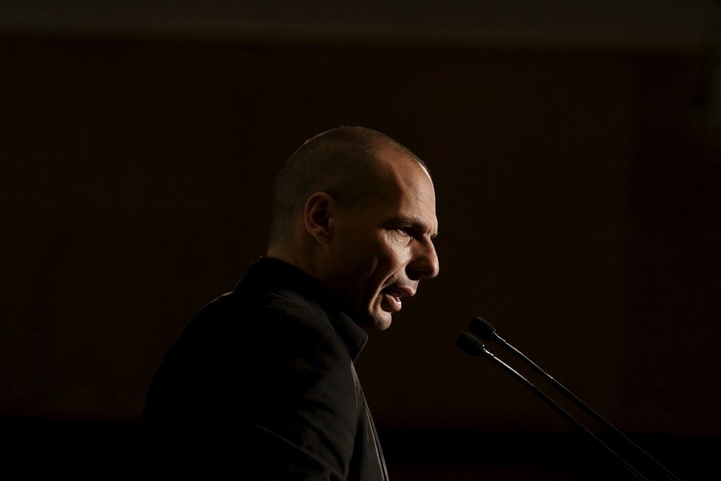 Βαρουφάκης: Δεν ξημεροβραδιάζομαι στο Μαξίμου γιατί είμαι εκτός ομάδας διαπραγμάτευσης – Ο Σόιμπλε δεν έχει προτείνει καμία λύση για την Ελλάδα