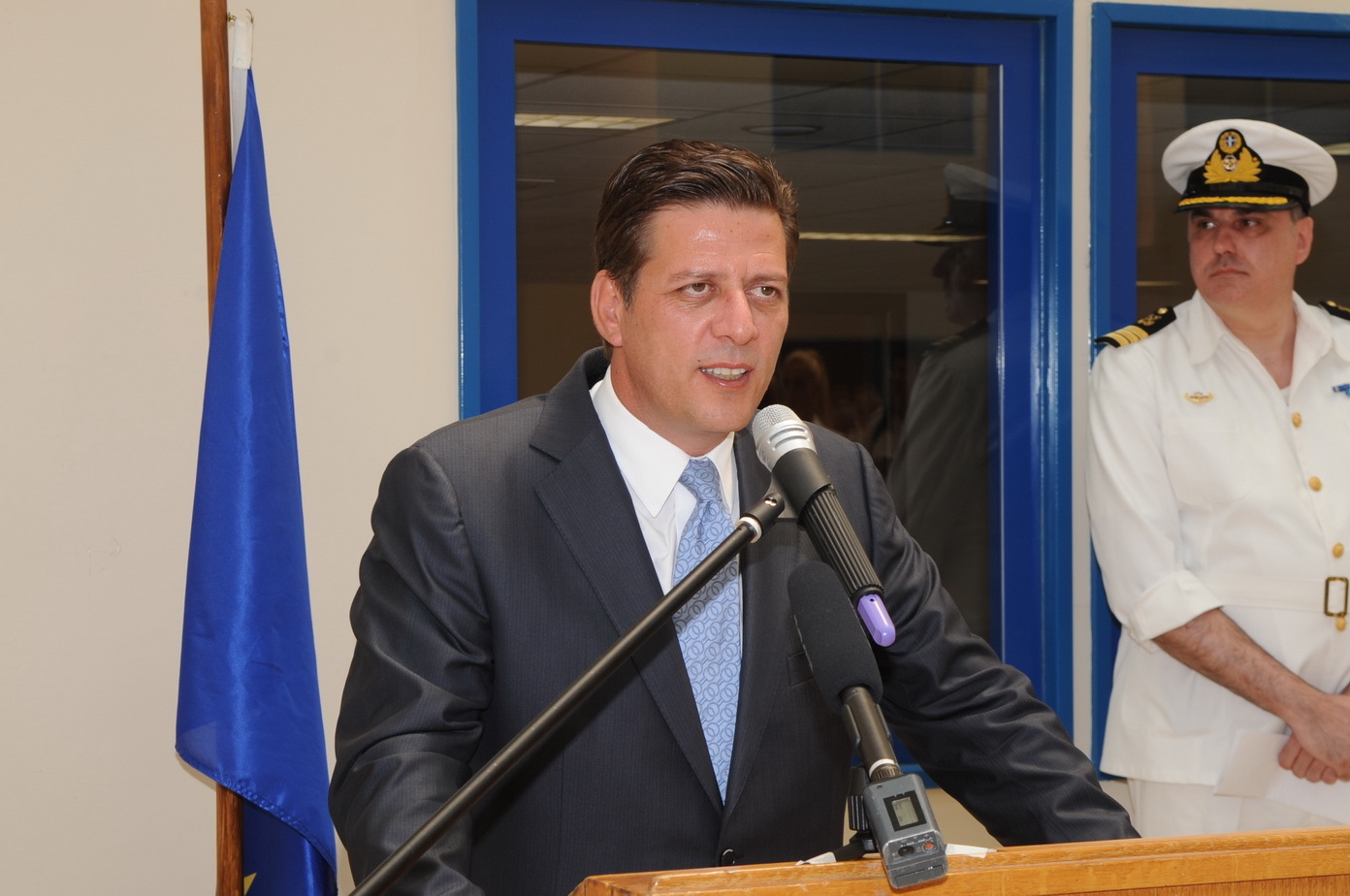 Πράσινο φως απο Βαρβιτσιώτη για την πρώτη φάση κατασκευής της προβλήτας στη νότια πλευρά του λιμανιού του Πειραιά