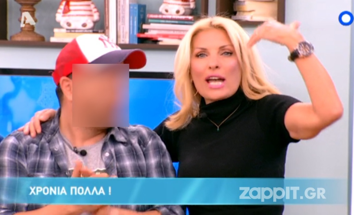 Αγνώριστος ο Βασίλης Καλλίδης μετά το ξύρισμα!