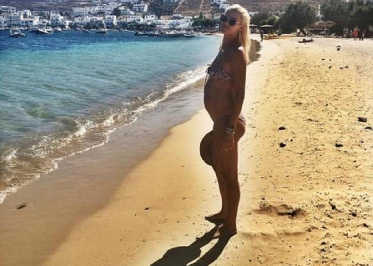 Ελληνίδα έχει αυτό το κορμί στον 7ο μήνα της εγκυμοσύνης της!