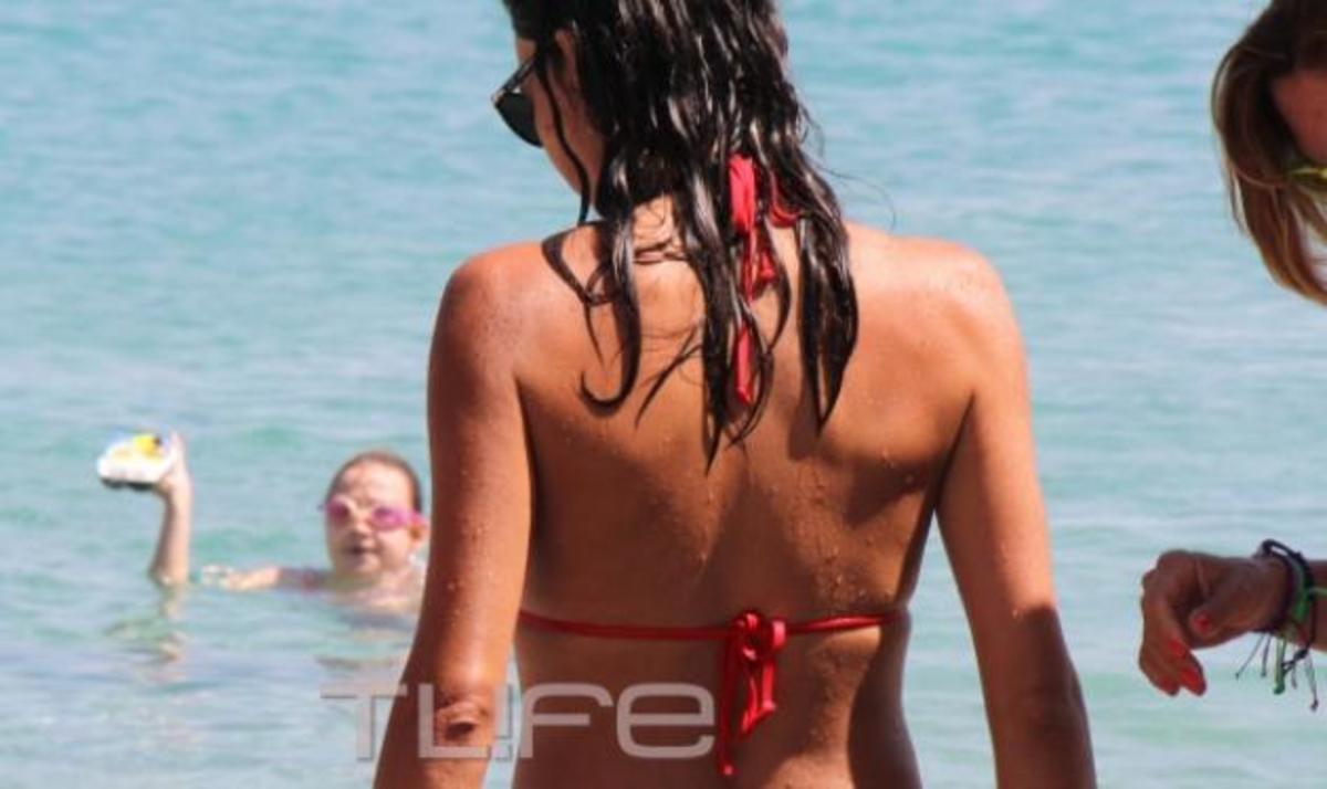 Είναι διάσημη μαμά δύο παιδιών και διαθέτει τέλειες αναλογίες!