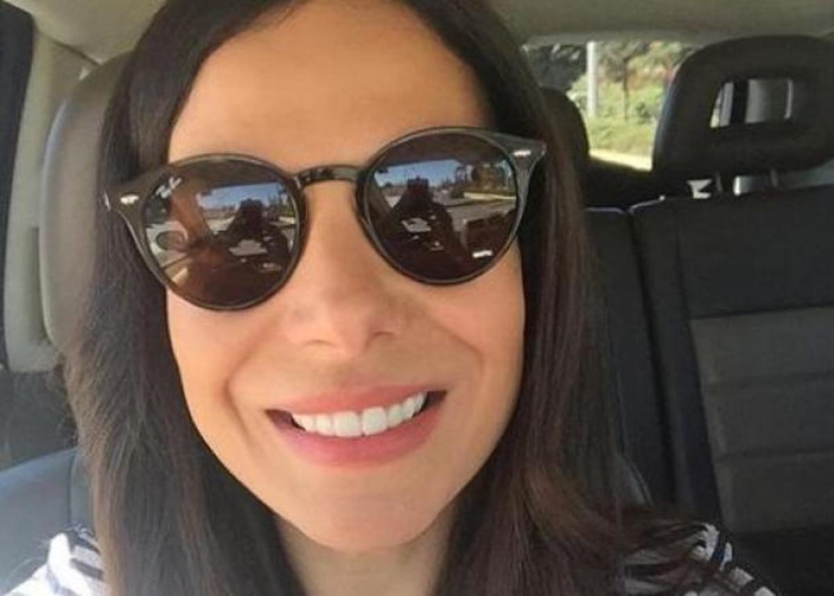 Εύη Βατίδου: Έφυγε για το εξωτερικό!