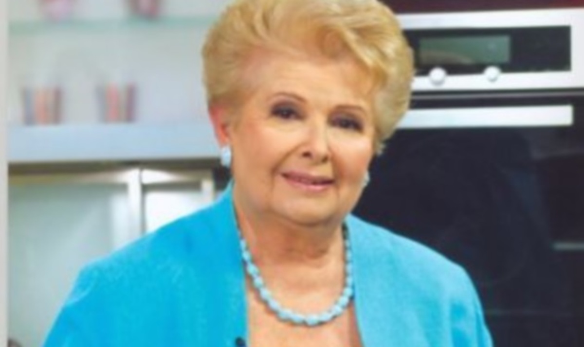 Η Βέφα Αλεξιάδου μιλά για πρώτη φορά για το πώς διαχειρίζεται την απώλεια των 2 κοριτσιών της