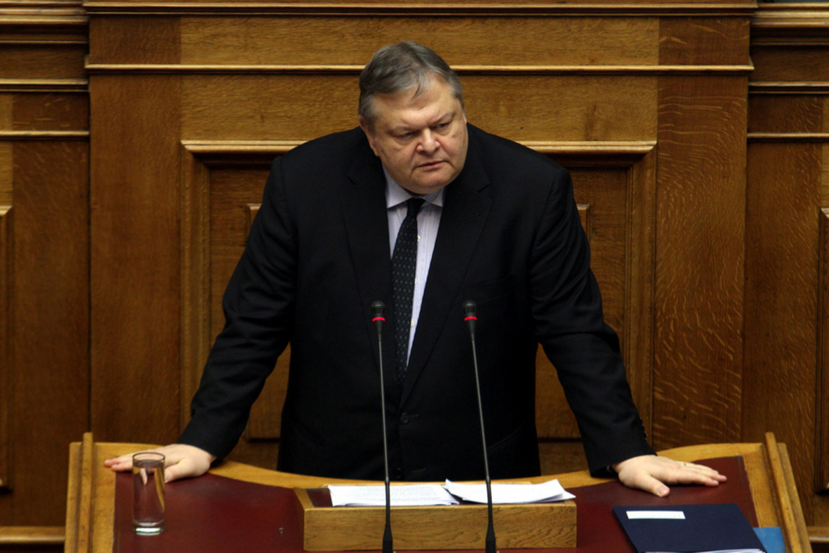 Δεν ξέρω γιατί ο Βενιζέλος μου θυμίζει το …ποντίκι που βρυχάται