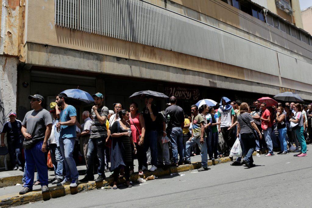 Συγκλονιστικές αφηγήσεις για το χάος στη Βενεζουέλα – ΦΩΤΟ