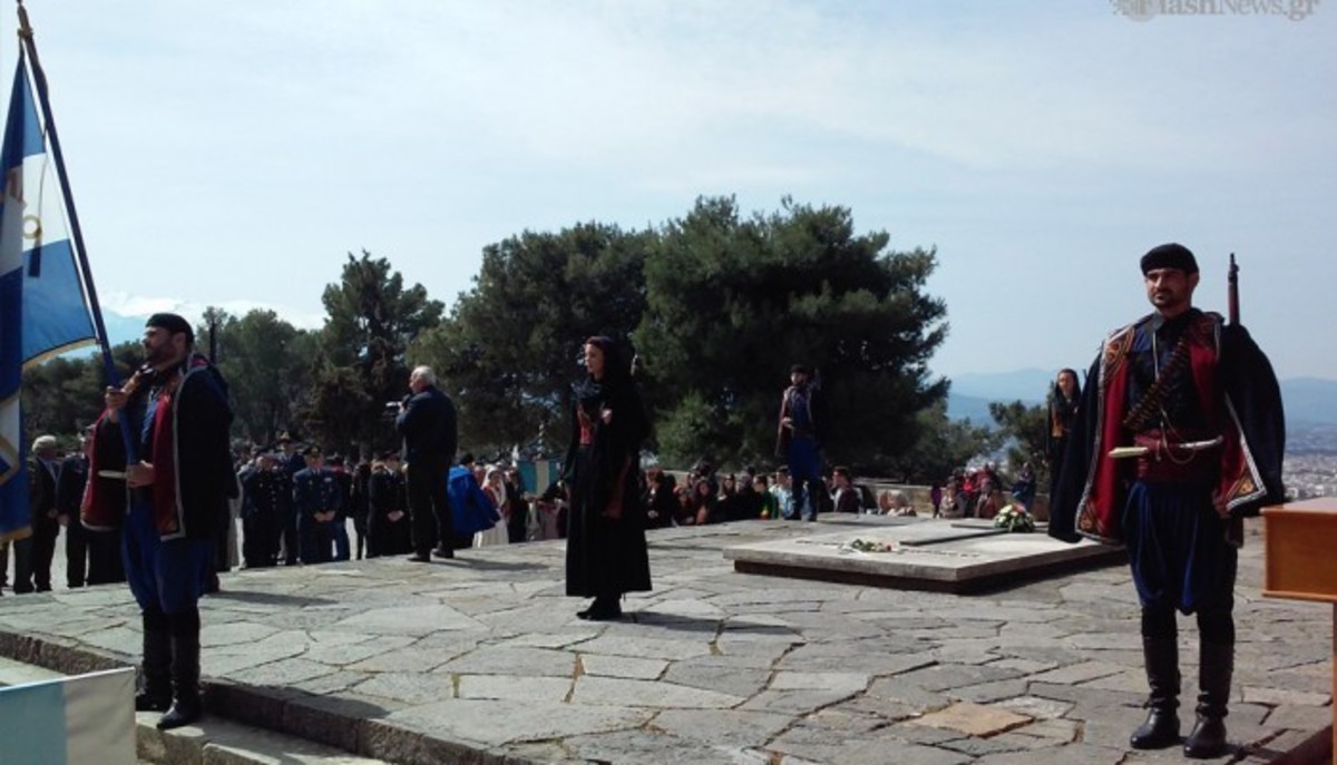 Χανιά: Με πολιτικά μηνύματα το μνημόσυνο των Βενιζέλων (ΒΙΝΤΕΟ)