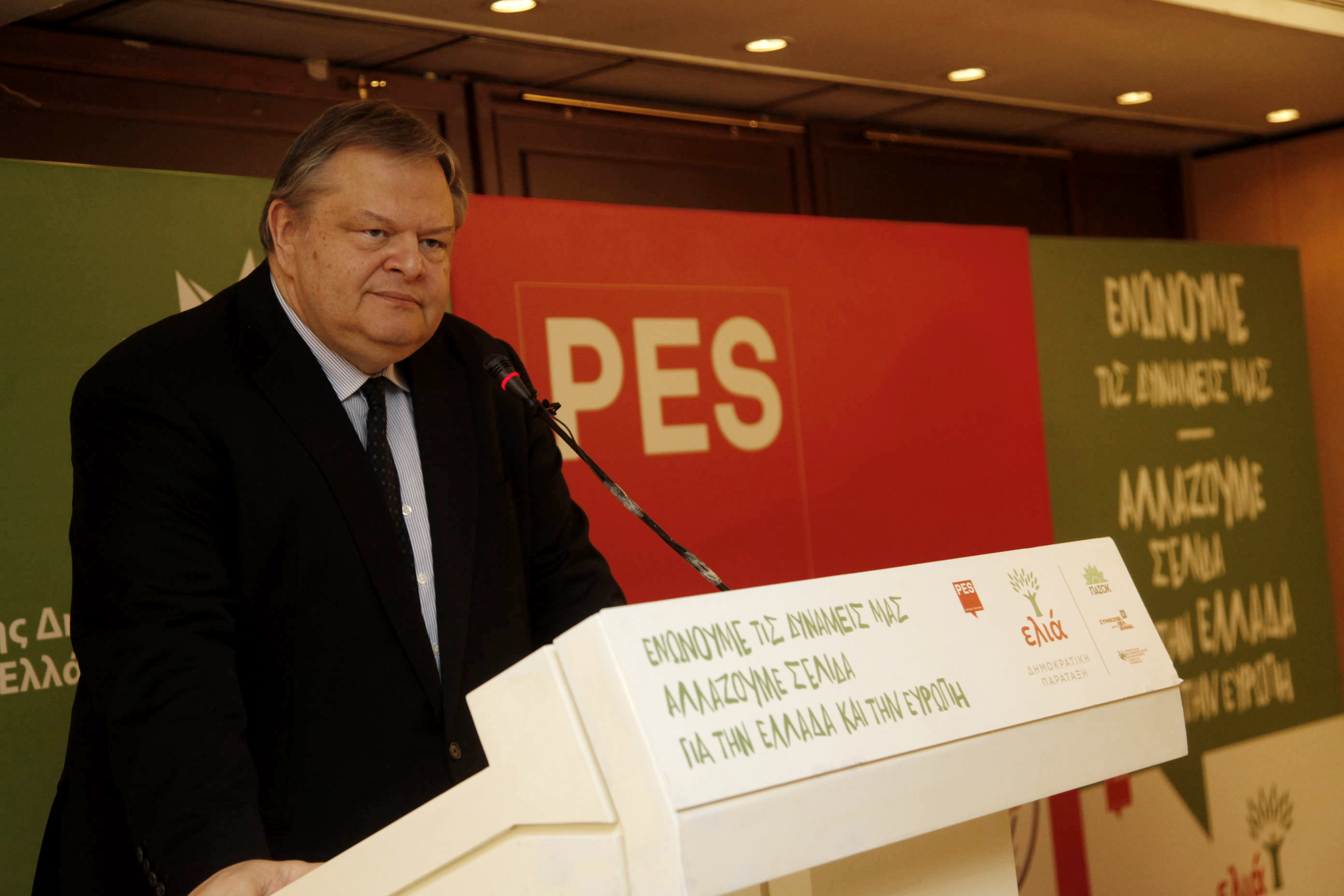 “Χωρίς ΠΑΣΟΚ, δεν υπάρχει κυβέρνηση!” – Δίλημμα…με μηνύματα συσπείρωσης από Βενιζέλο
