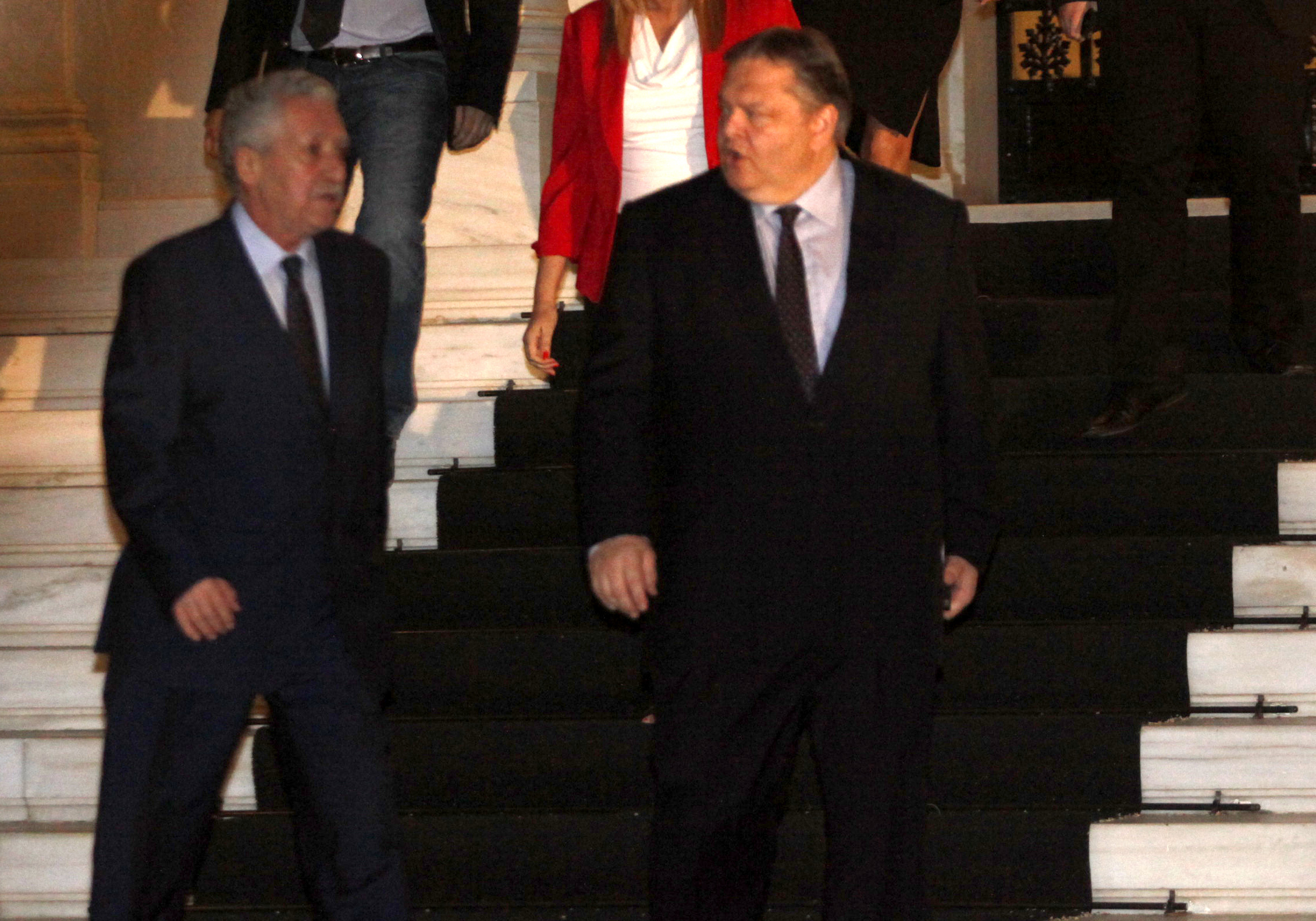 Σήκωσε το… γάντι η ΔΗΜΑΡ: Εντάσσεται στους Σοσιαλιστές – Δημοκράτες