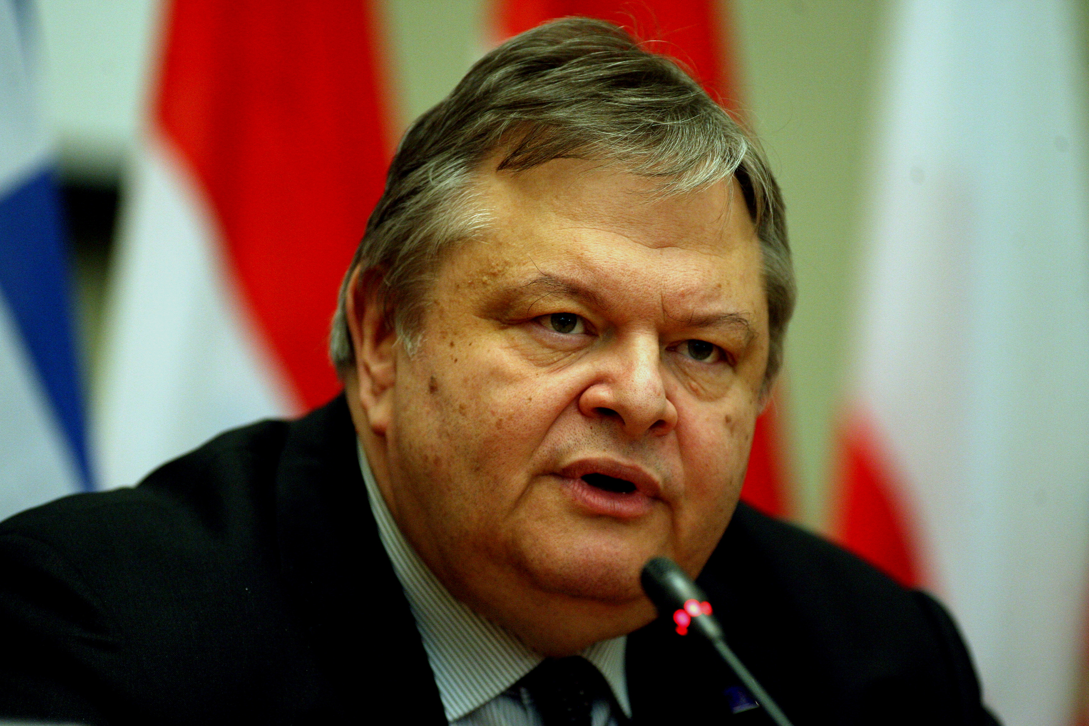 Βενιζέλος: Η Μέρκελ έρχεται να στηρίξει την ελληνική οικονομία