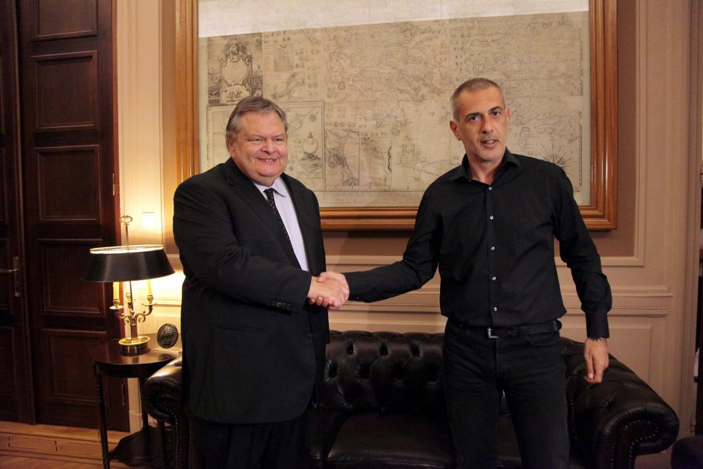 Τα είπαν Βενιζέλος και Μώραλης για θέματα του Πειραιά