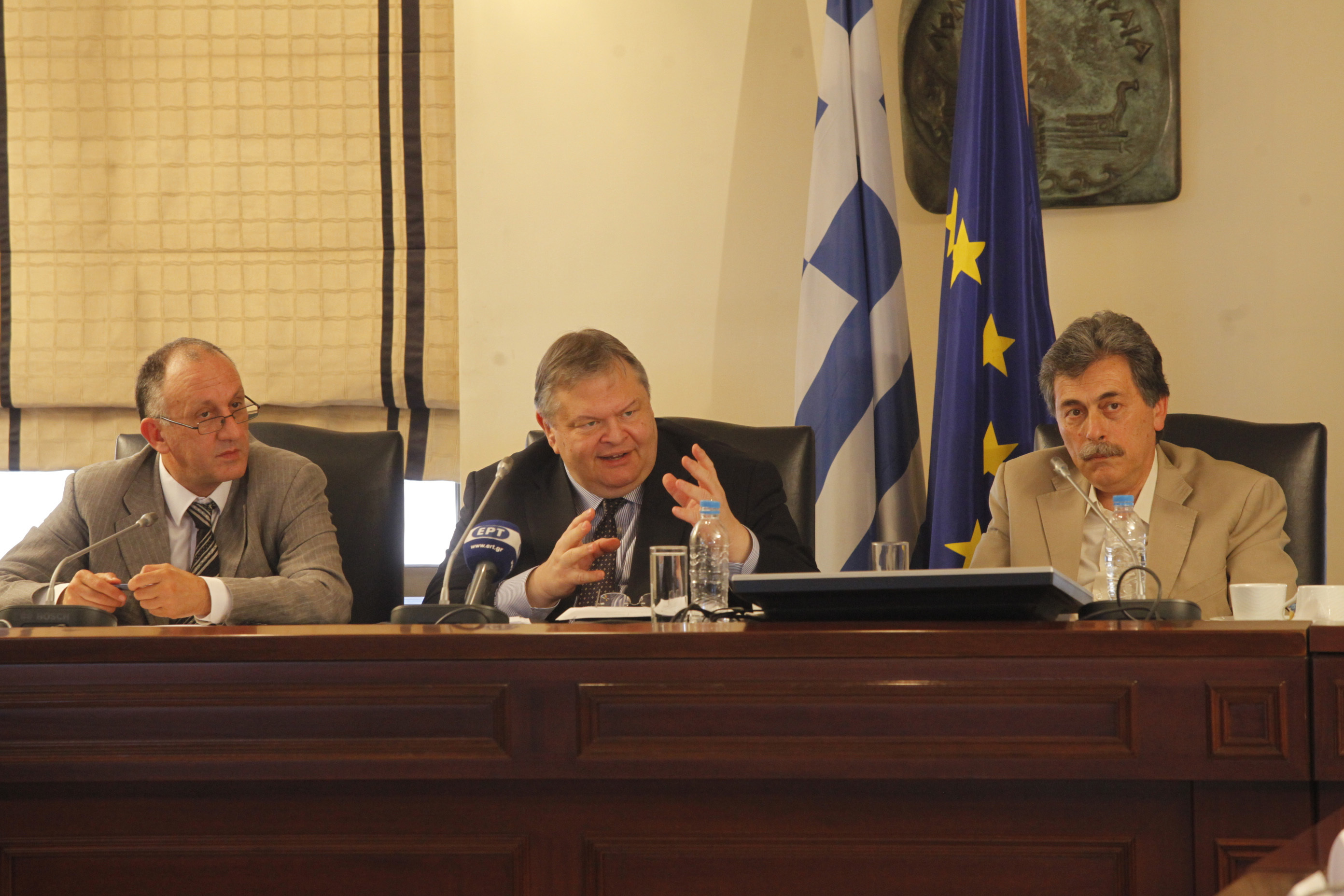Η ανάδειξη του Πειραιά στο επίκεντρο της συνάντησης Βενιζέλου με τους αρμόδιους φορείς