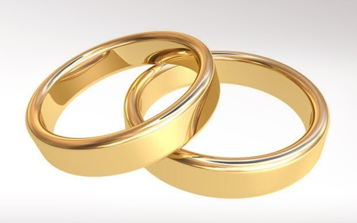 «Στον πολιτικό γάμο πήγαμε με φόρμες, βάλαμε μια υπογραφή και φύγαμε! Δεν θυμάμαι ημερομηνία»!