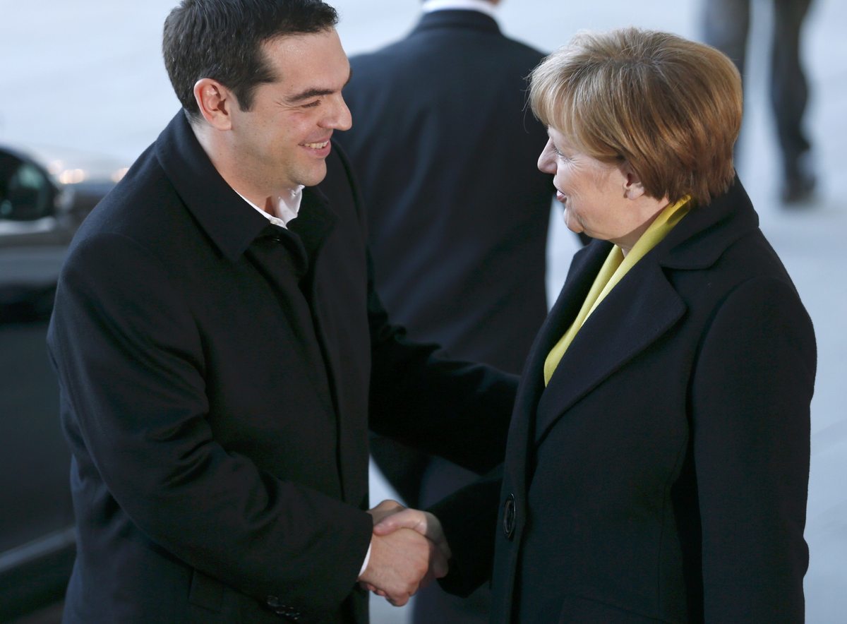 Τσίπρας – Μέρκελ: Γέλια και βλέμματα με… νόημα (ΦΩΤΟ)