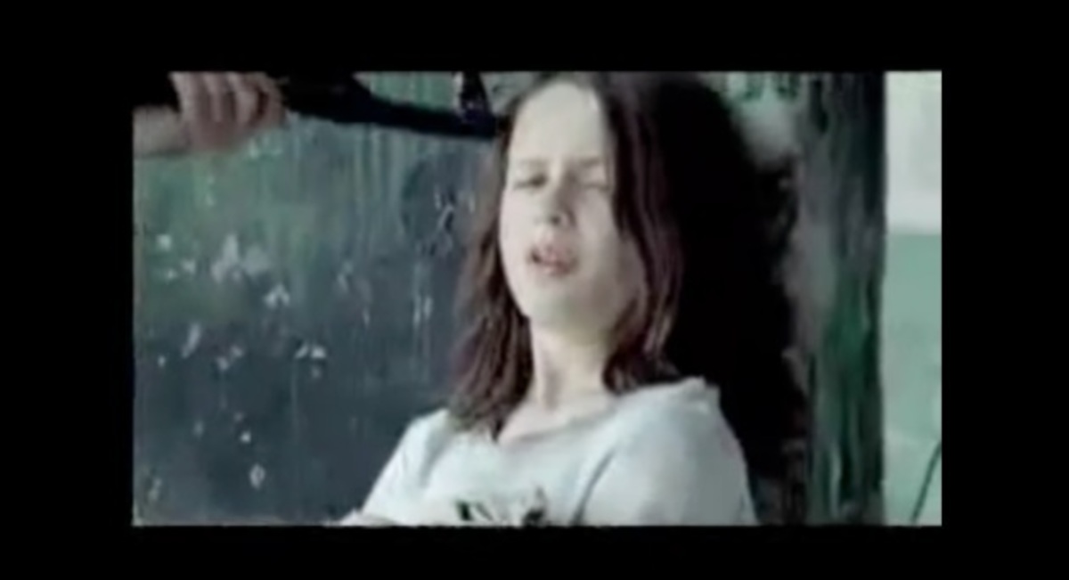 Ένα εκπληκτικό βίντεο για μια απόφαση ζωής σ΄ ένα δέκατο το δευτερολέπτου