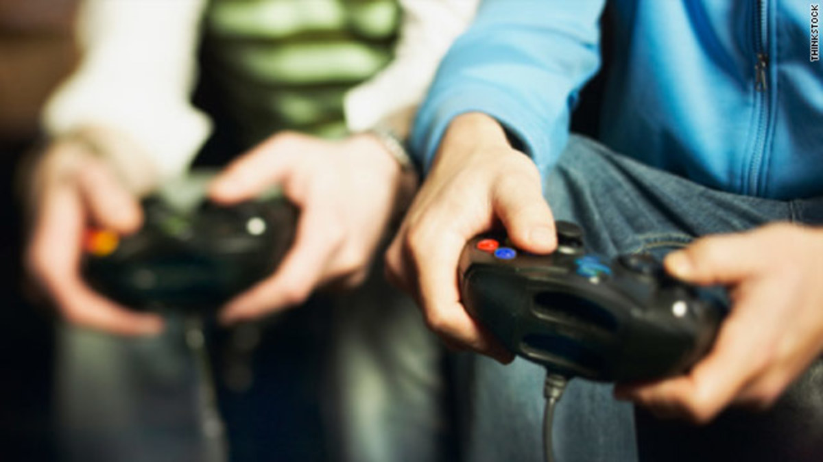 Έπαιζε video games κι άφησε το 2χρονο γιο του να πεθάνει από την πείνα
